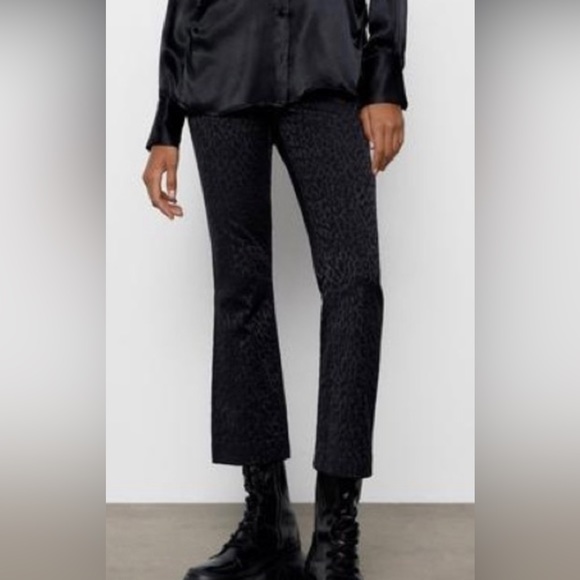 Zara Pants - Zara pants mini flare leopard cheetah printed crop pants